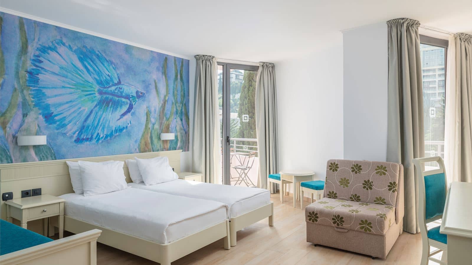rooms-family-room-kids-free