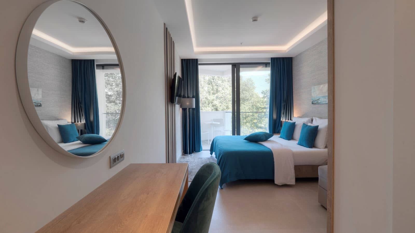 rooms-superior-room-side-sea-view