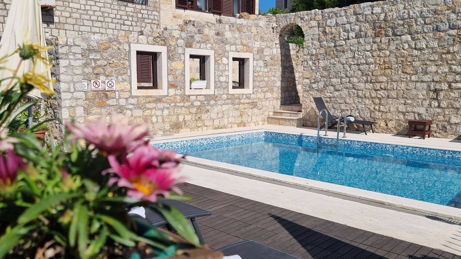 pools-pools