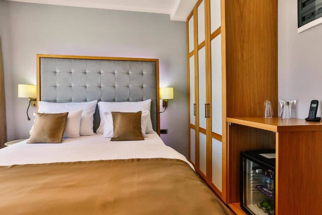 rooms-standard-double-room-sea-view-single-use