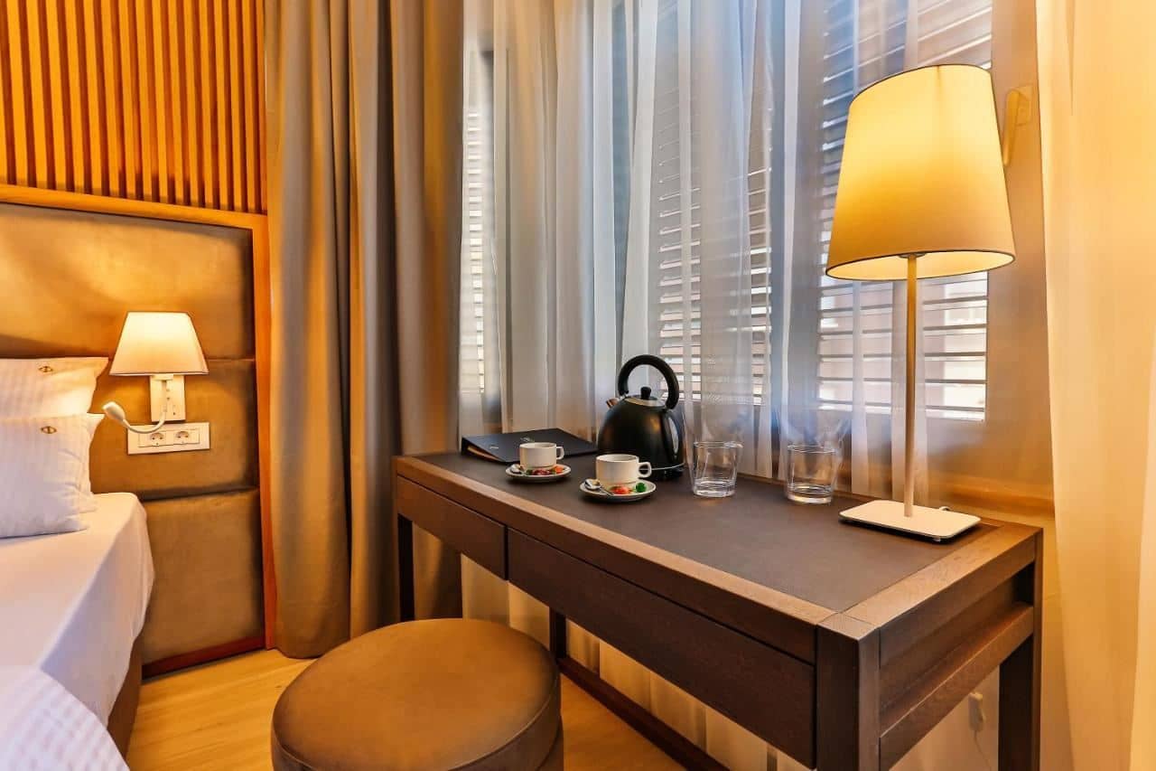 rooms-junior-suite
