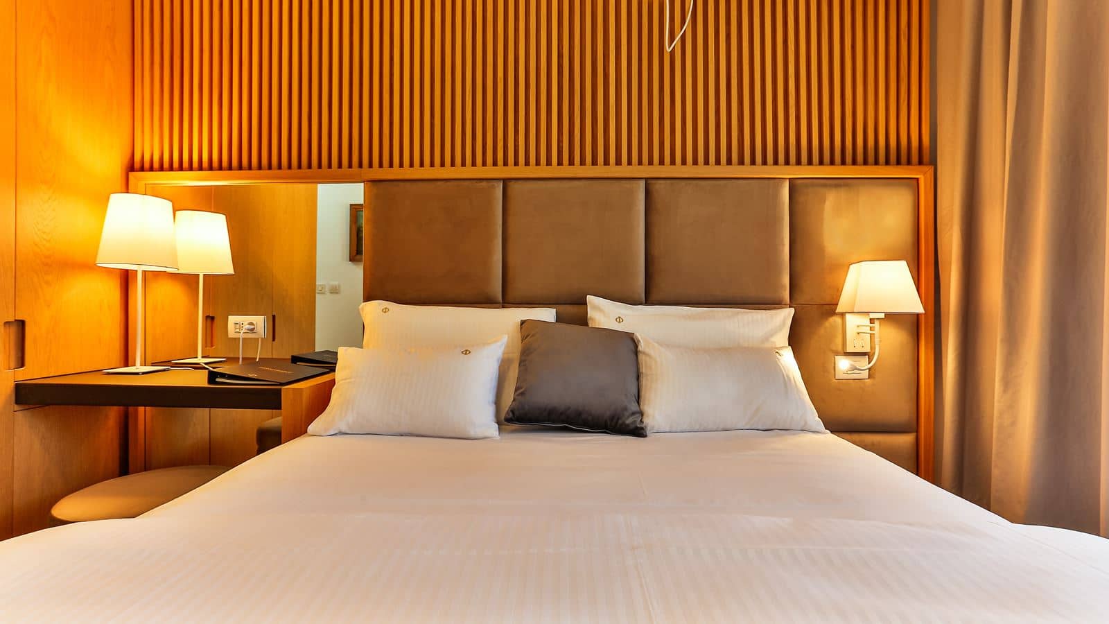 rooms-double-room