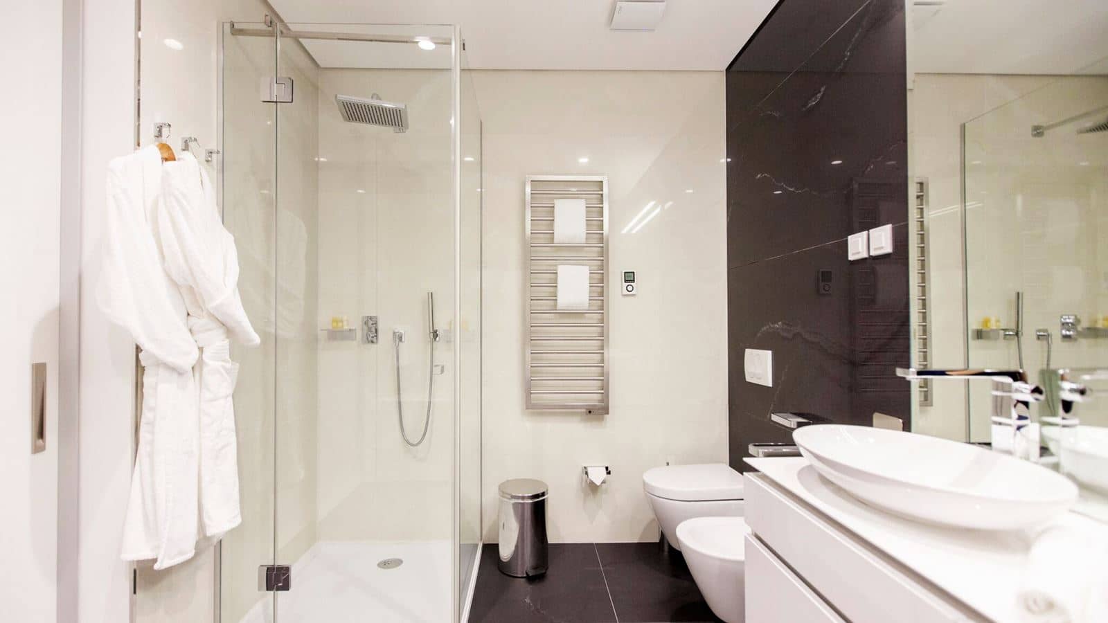 rooms-one-bedroom-residence-garden-line
