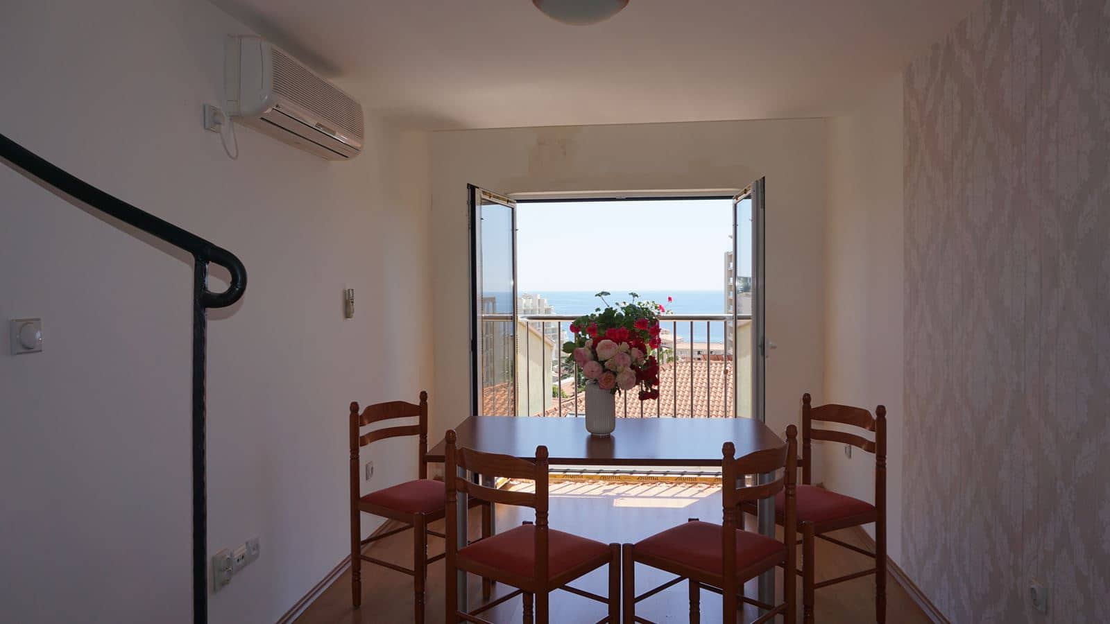 rooms-apartment-quad