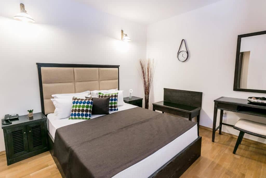 rooms-double-standard-room