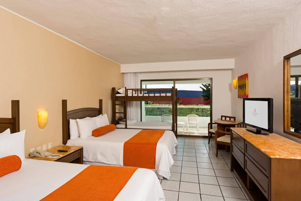 rooms-family-room