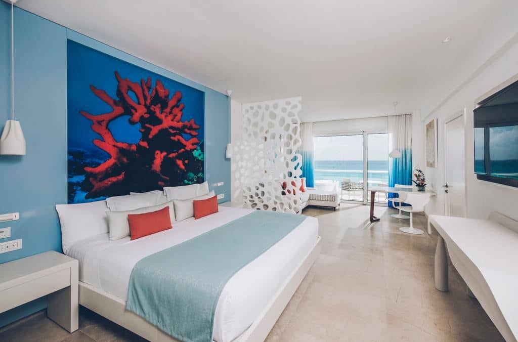 rooms-junior-suite-ocean-front