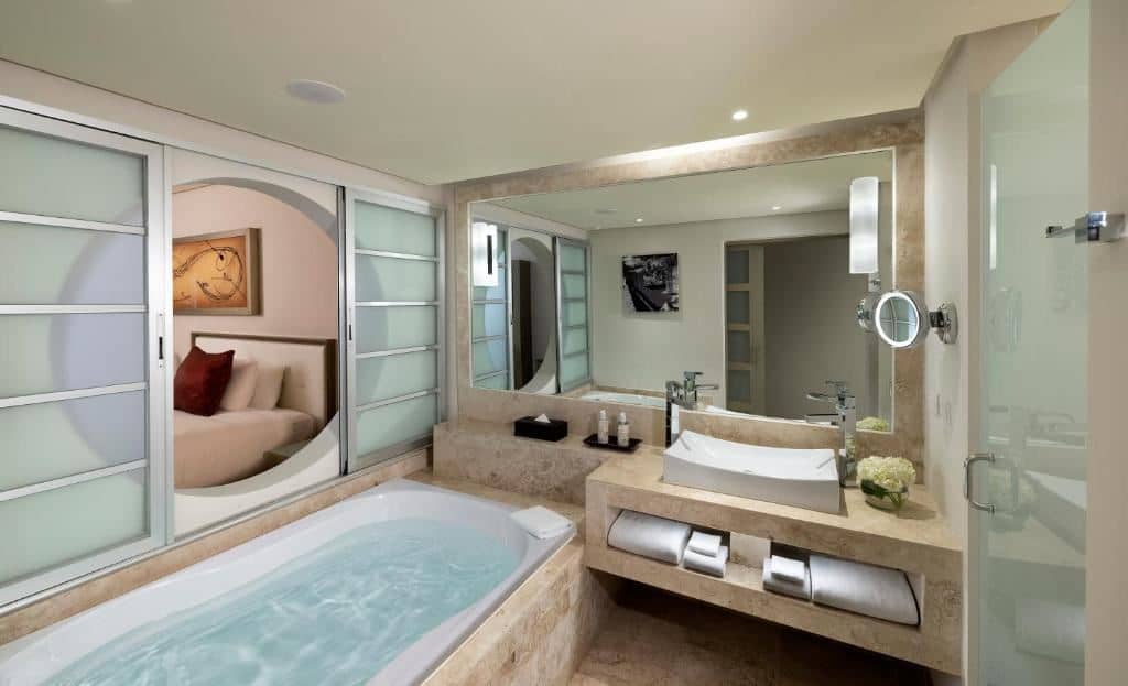 rooms-suite--nature-view