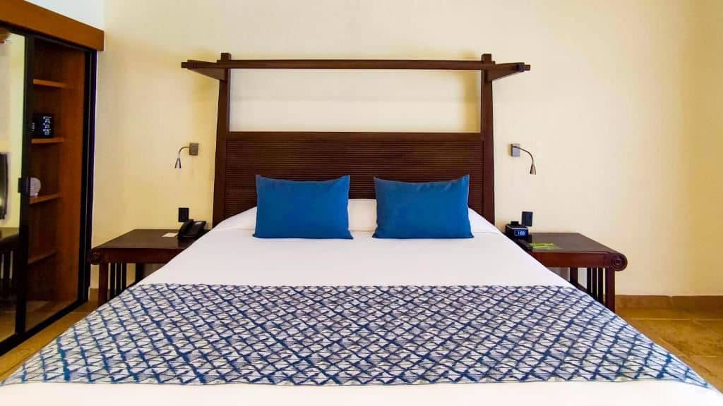 rooms-premium-ocean-front