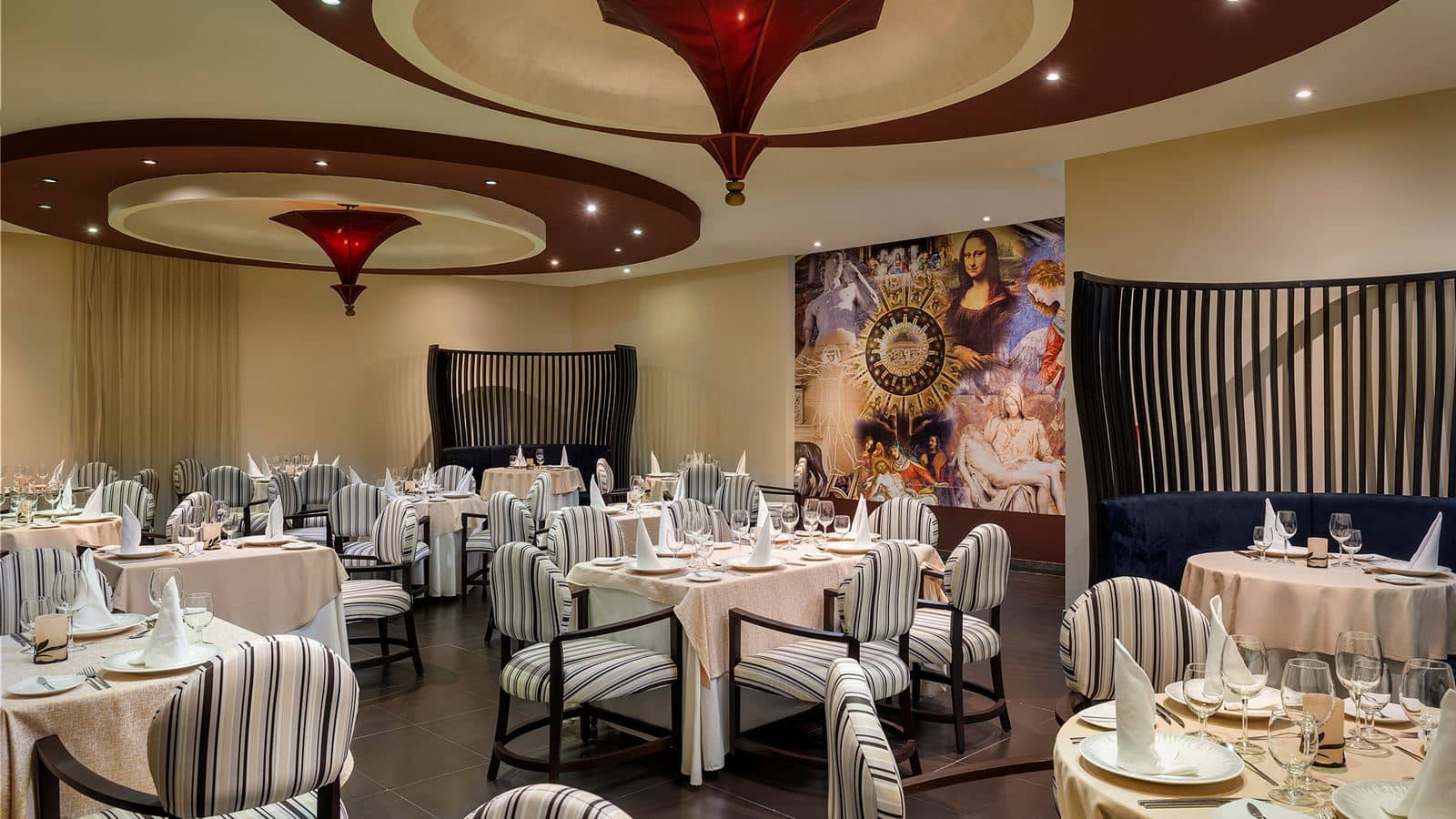 restaurants-blue-moon-adults-only