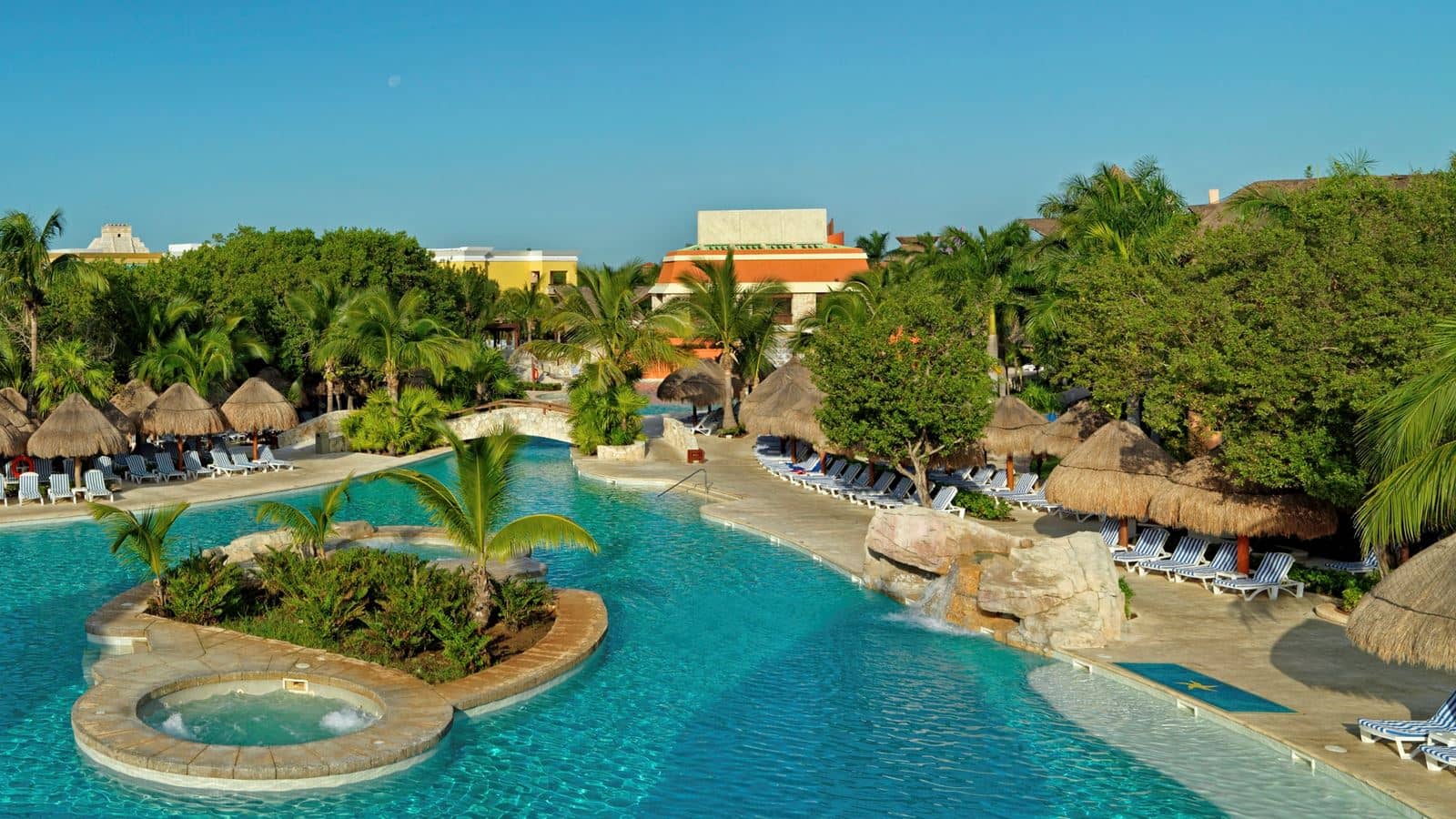 pools-outdoor-pool