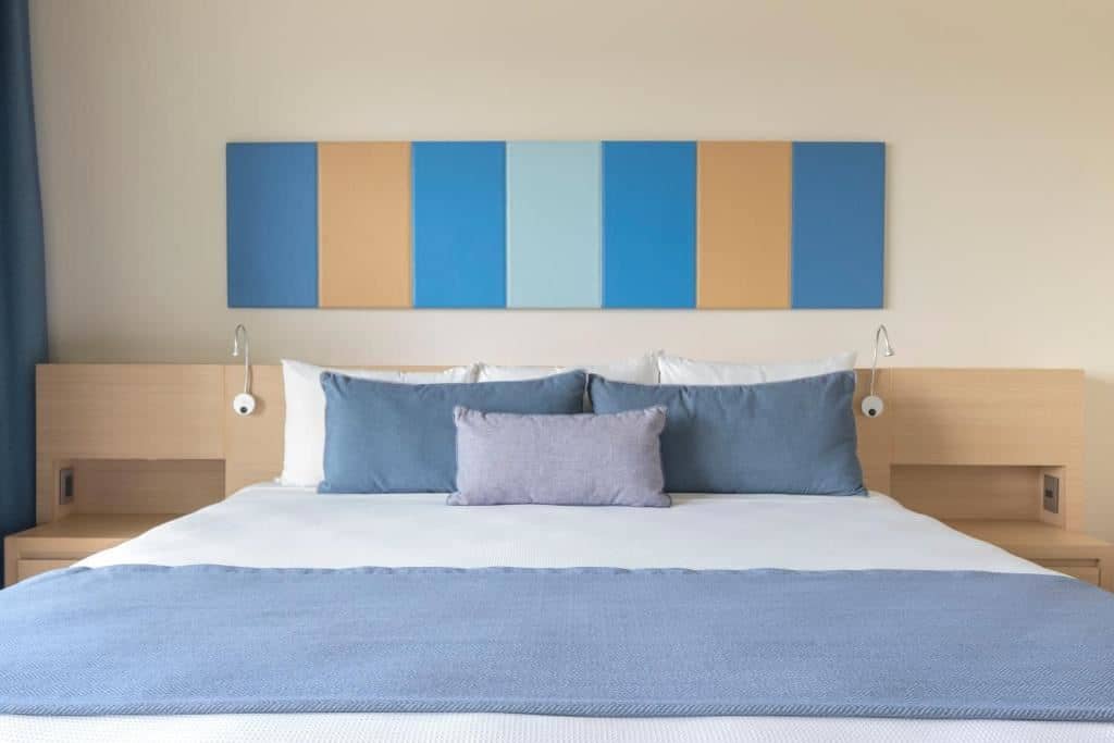 rooms-sunset-suite