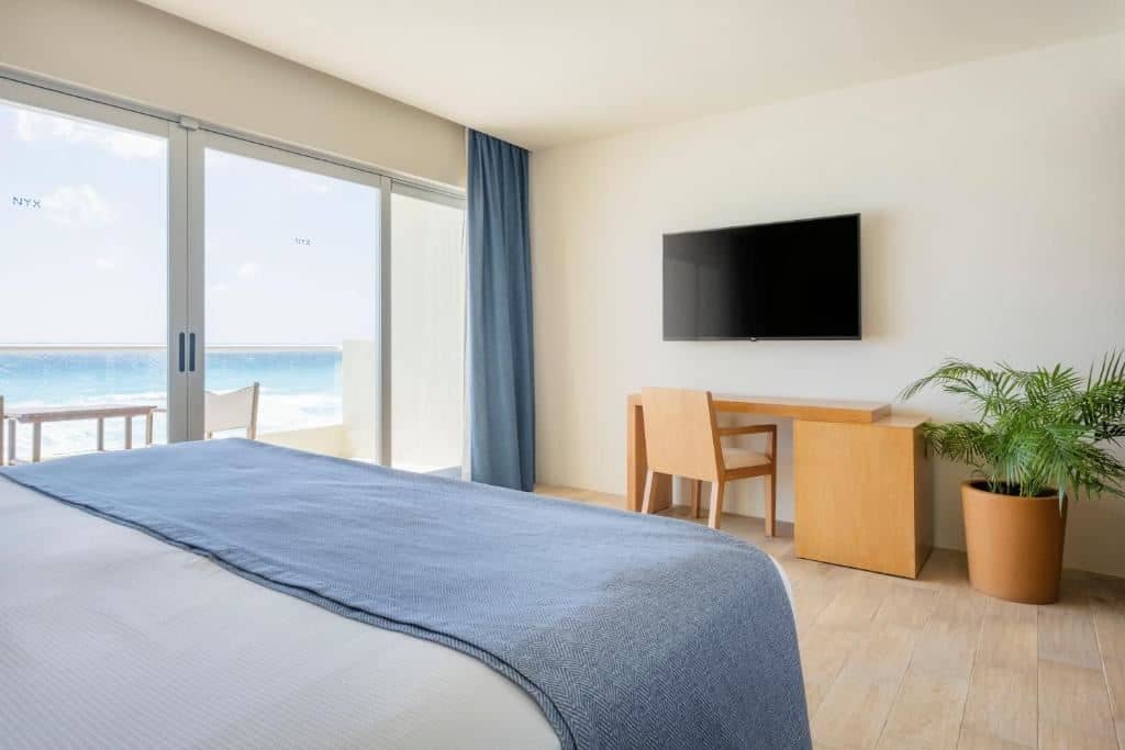 rooms-master-suite