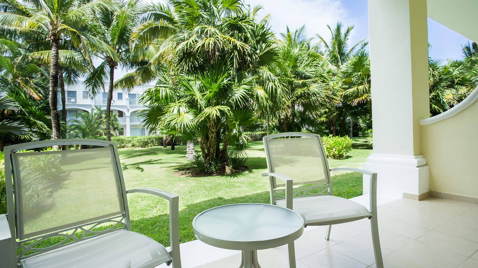 rooms-junior-suite-garden-view