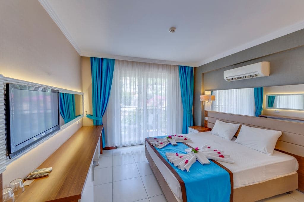 rooms-family-room