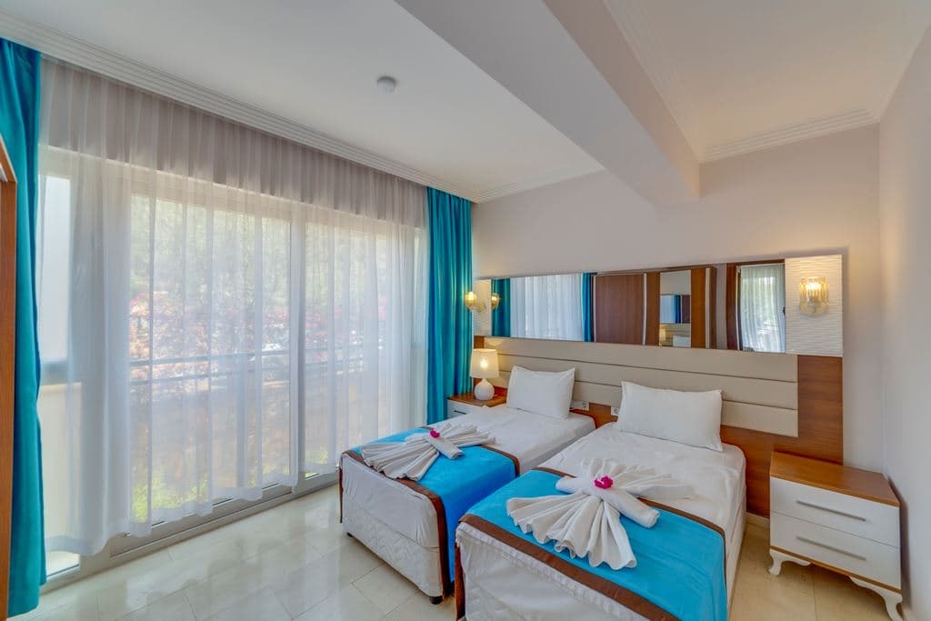 rooms-family-room