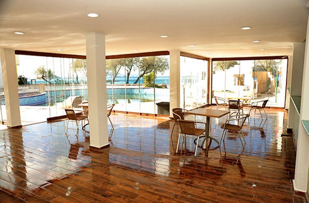 bars-snack-bar