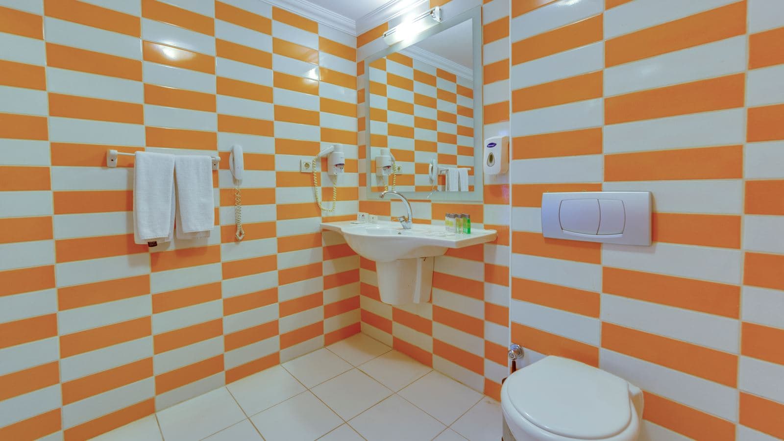 rooms-family-room