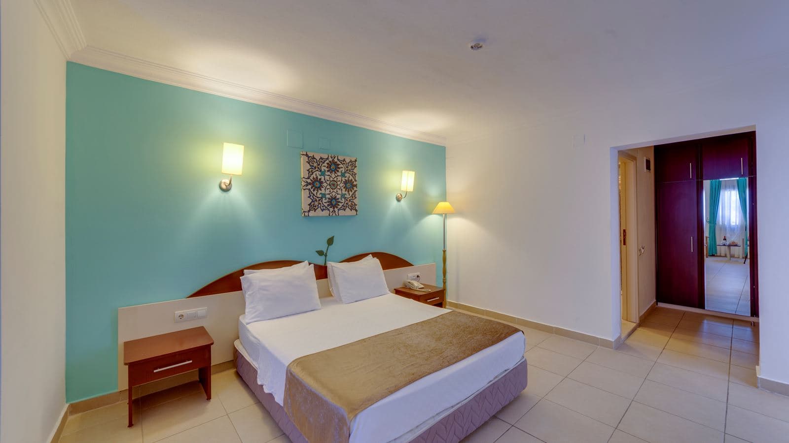 rooms-family-room