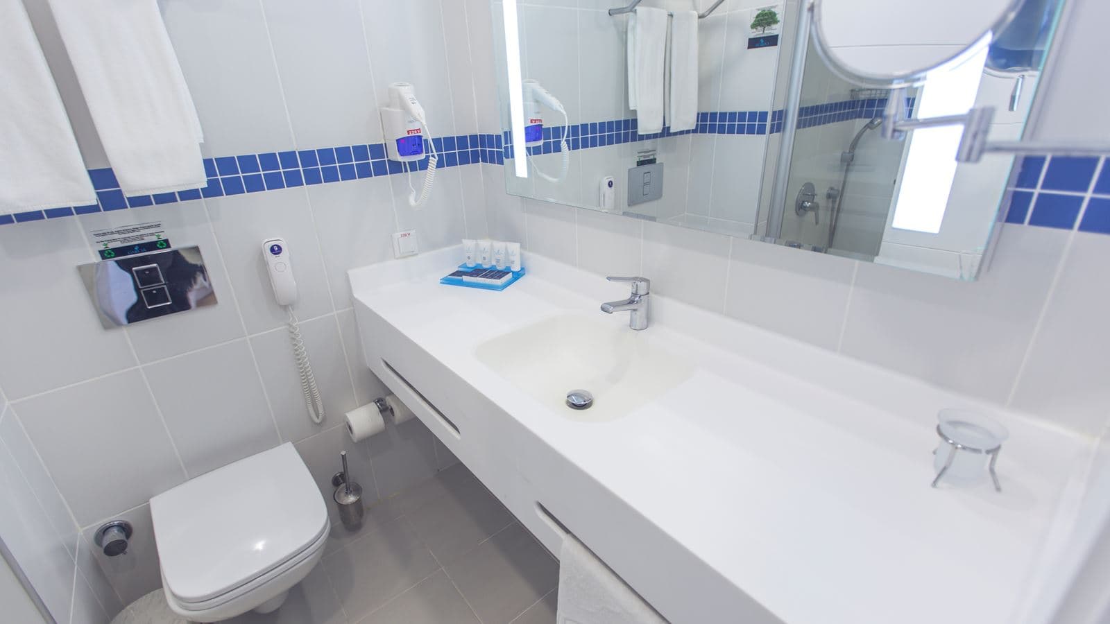 rooms-standard-room