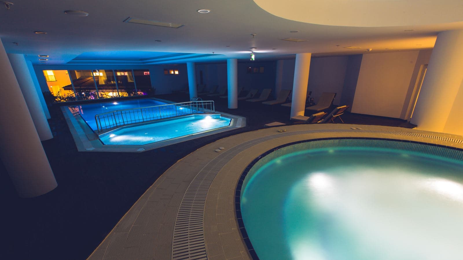 pools-indoor-pool