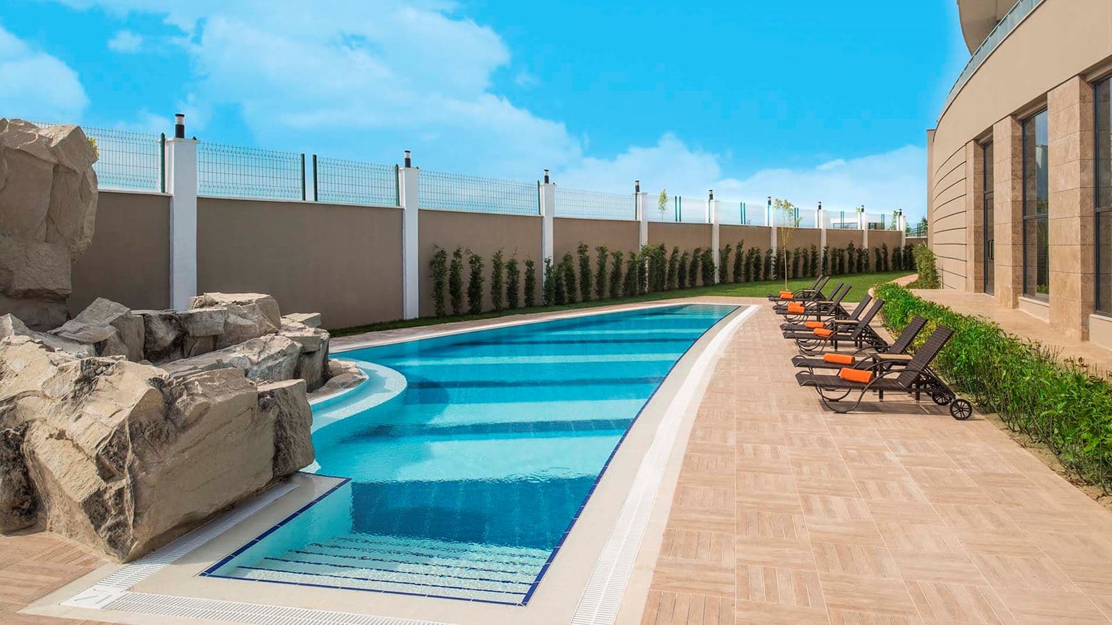 pools-outdoor-childrens-pool
