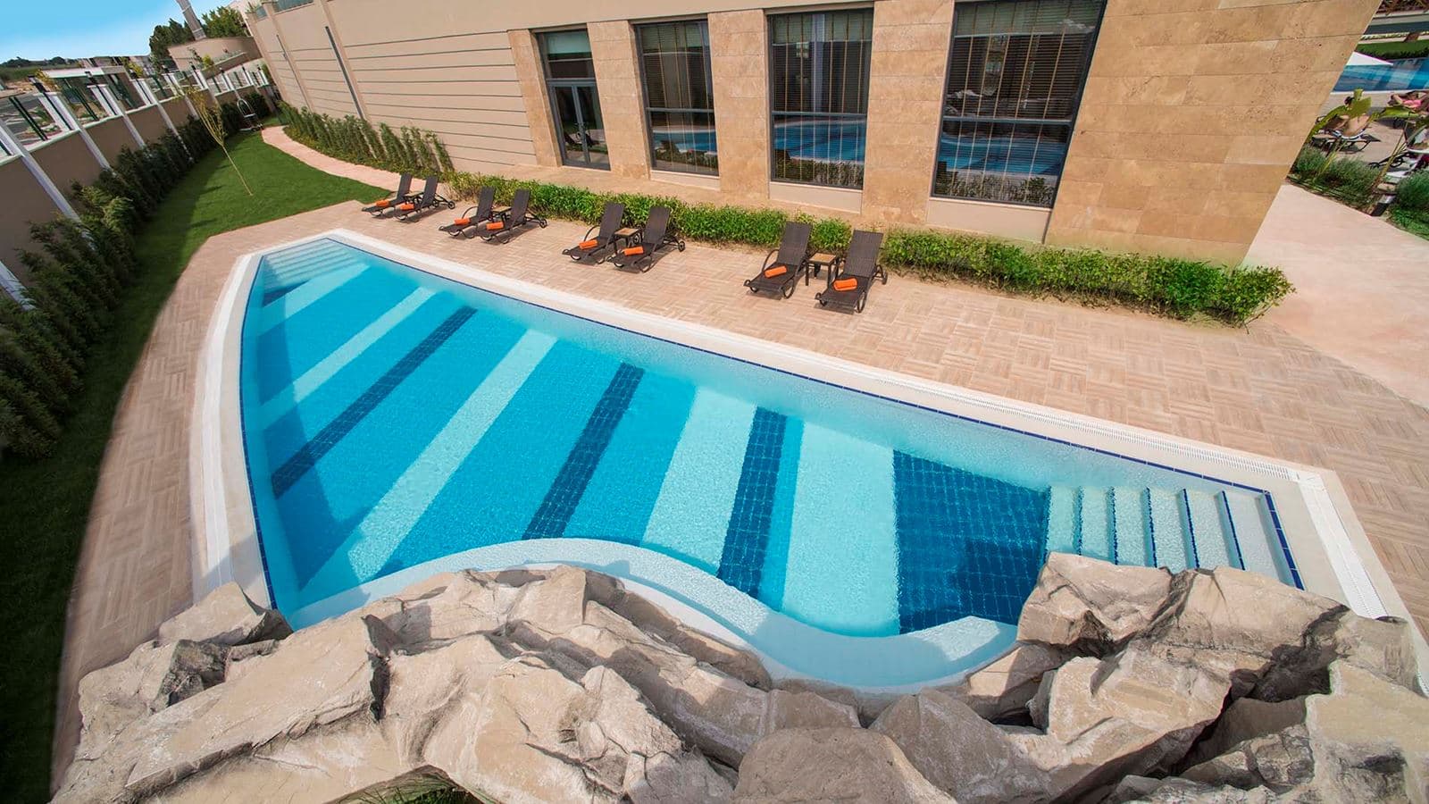 pools-outdoor-childrens-pool