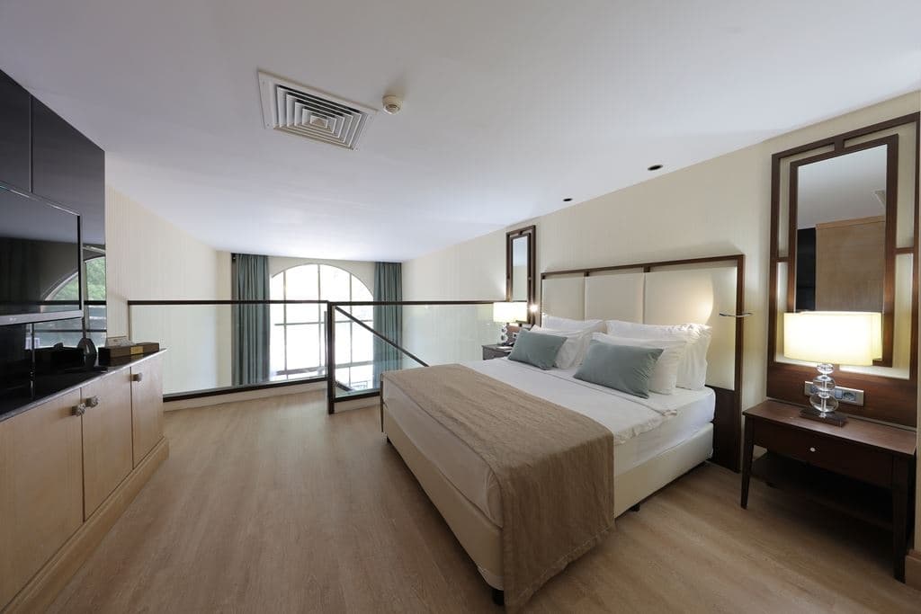 rooms-dublex-family-suite