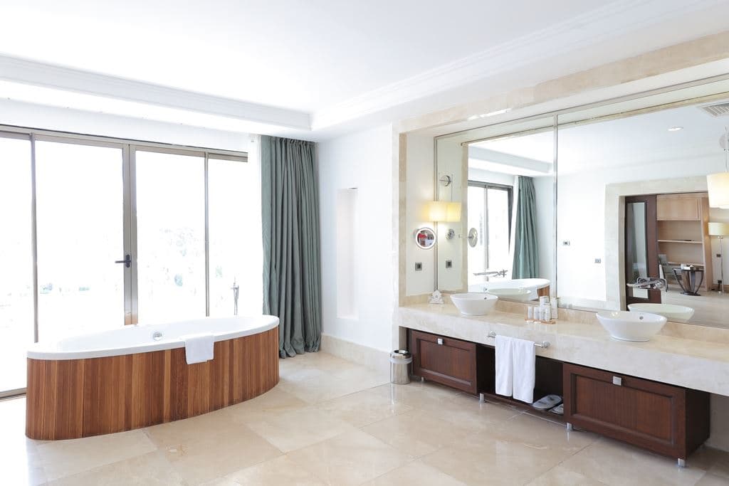 rooms-honeymoon-executive-suite