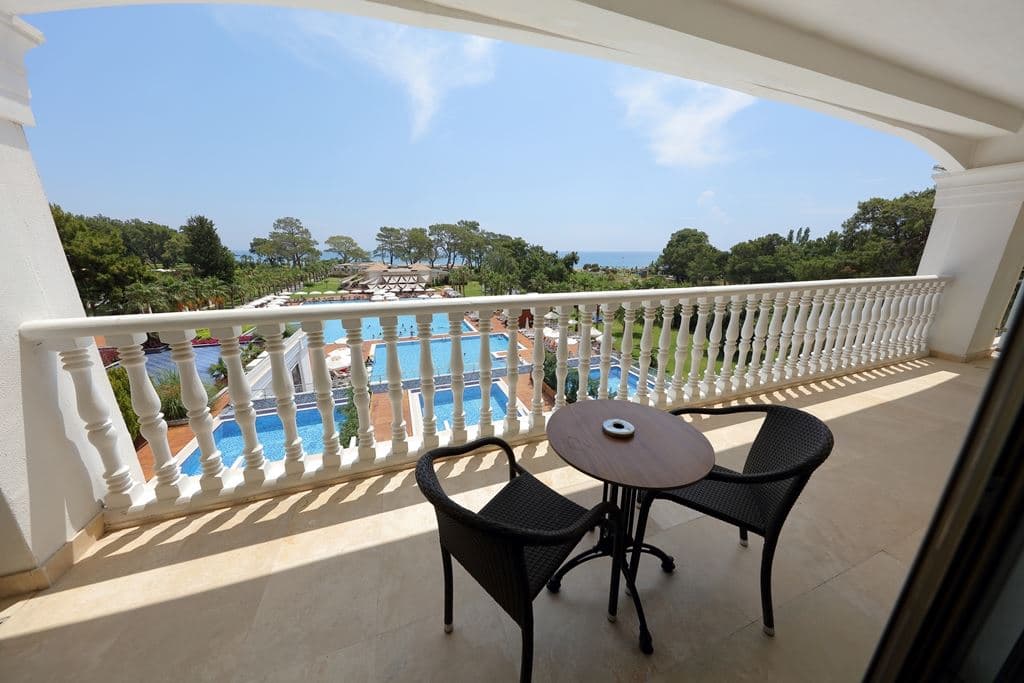 rooms-honeymoon-executive-suite