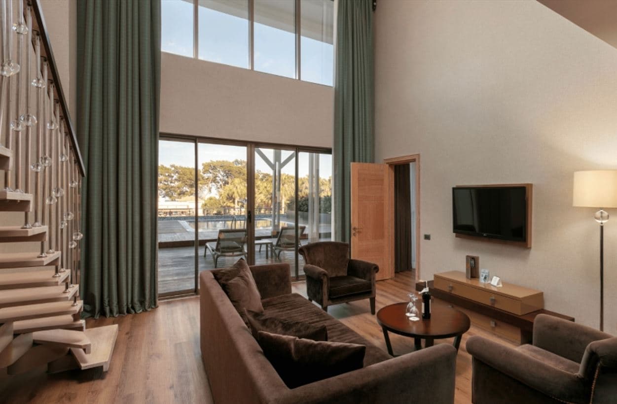 rooms-platinium-dublex-suite-evecutive-with-pool