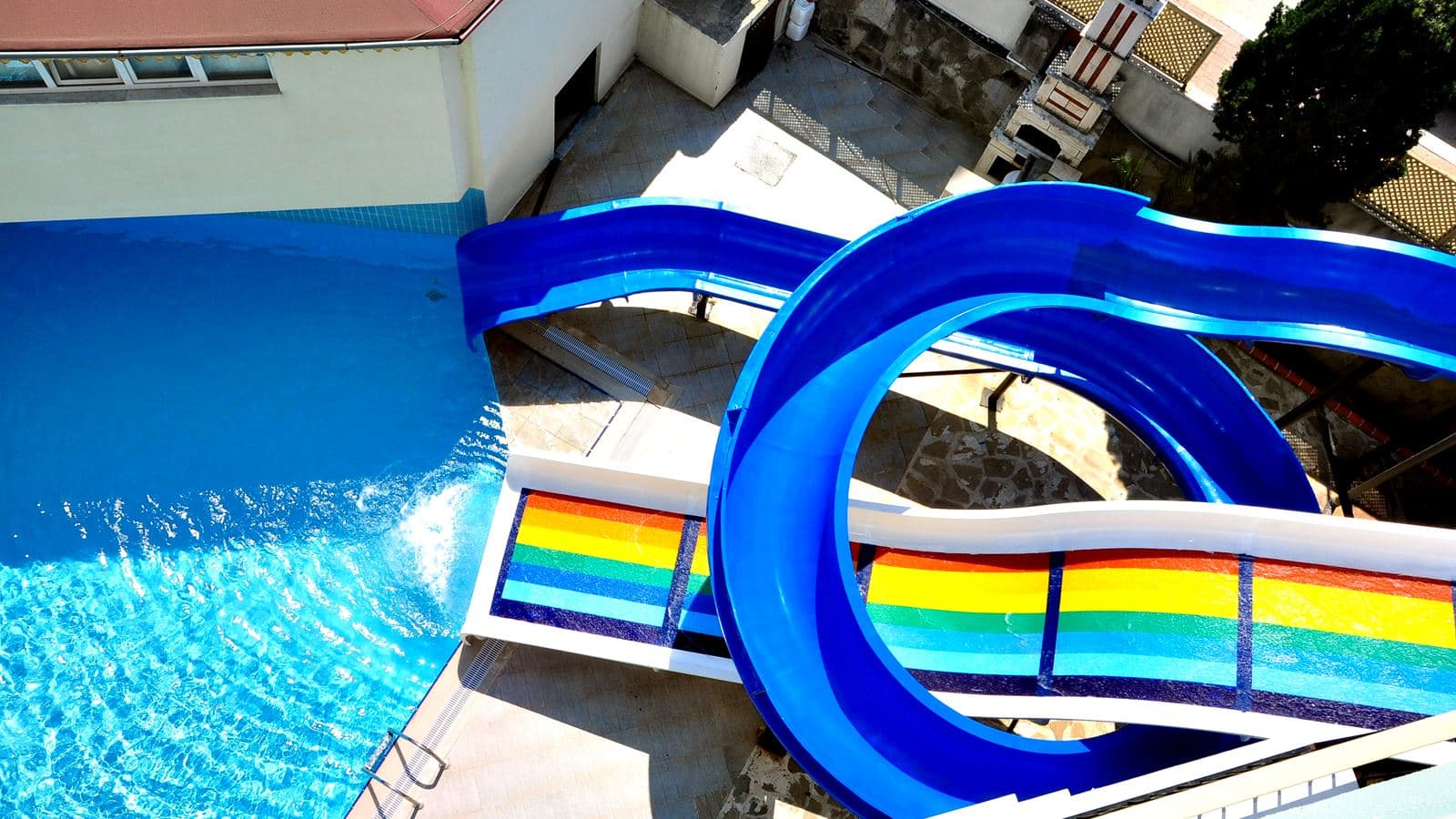 pools-outdoor-pool