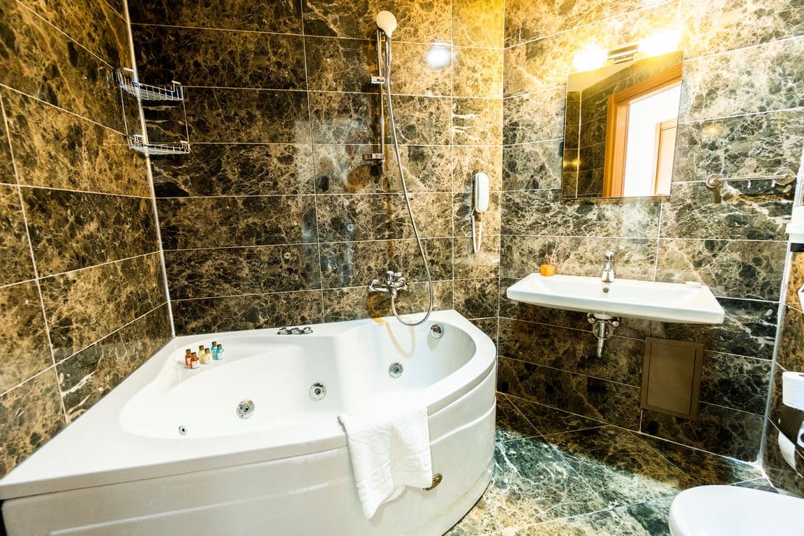 rooms-standard-room
