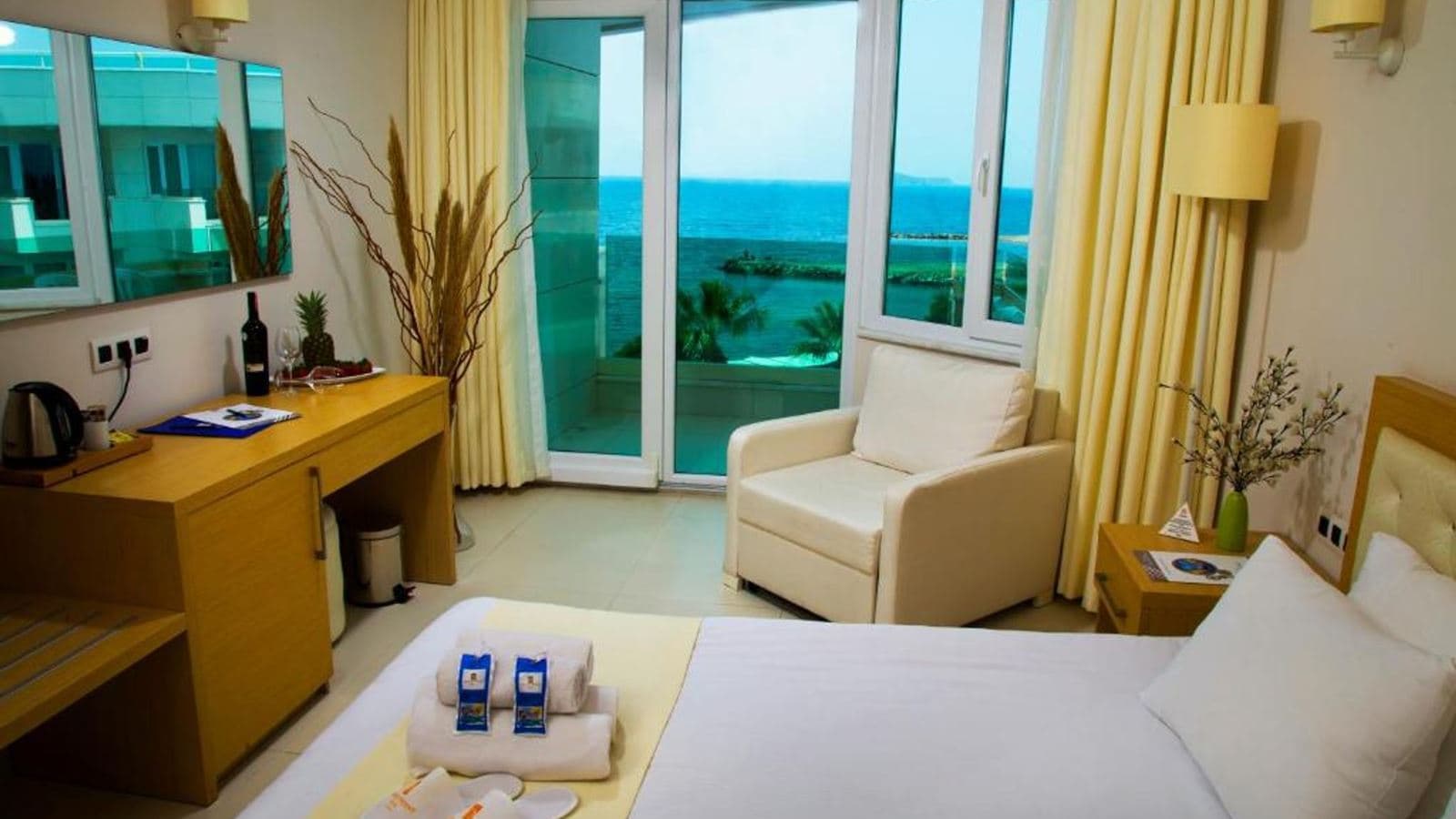rooms-standard-room