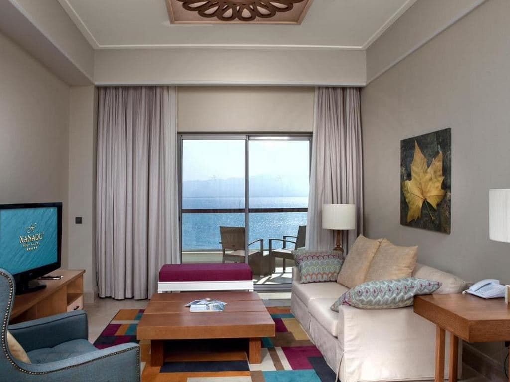 rooms-king-suite