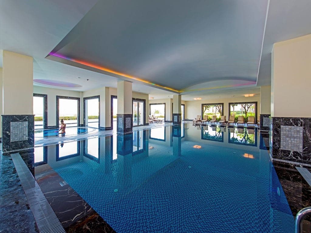 pools-indoor-pool