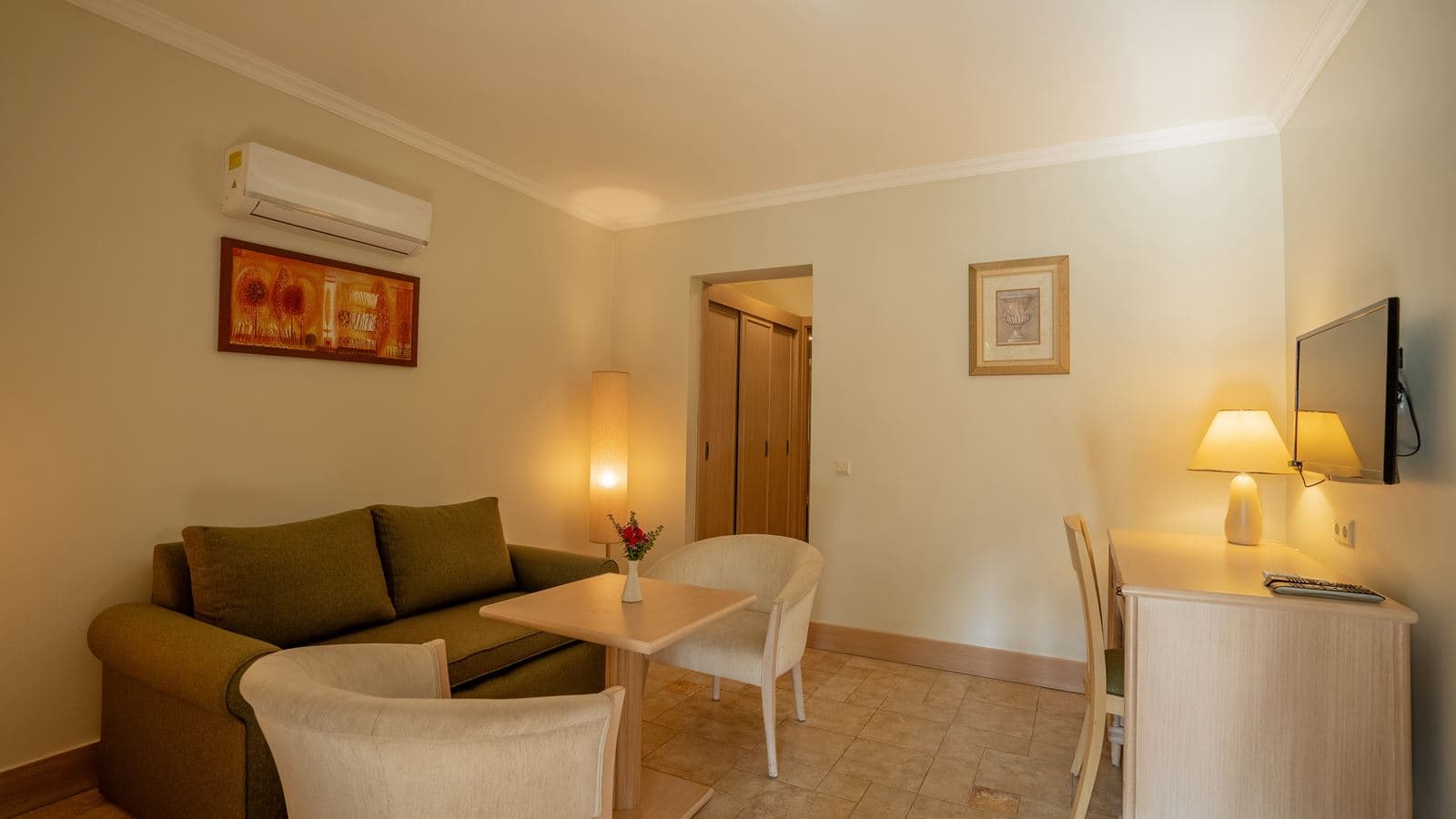 rooms-suite