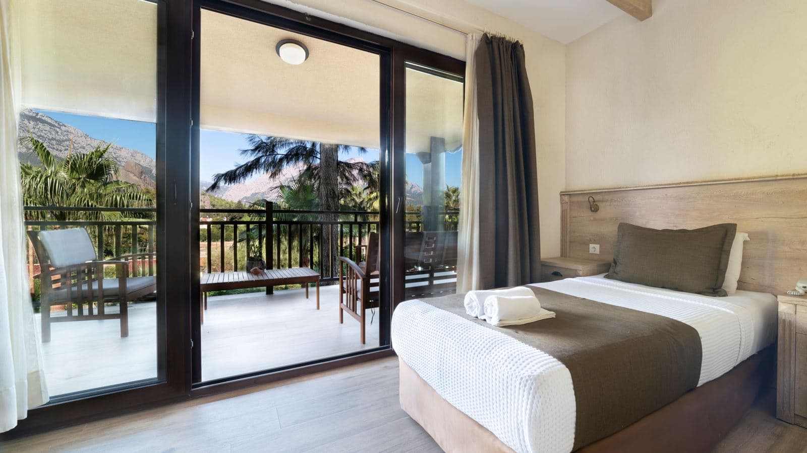 rooms-forest-suites