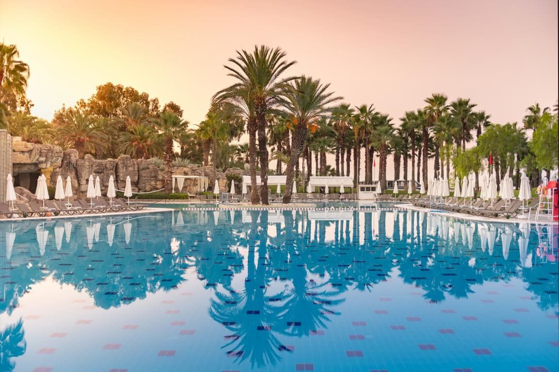 pools-outdoor-pool