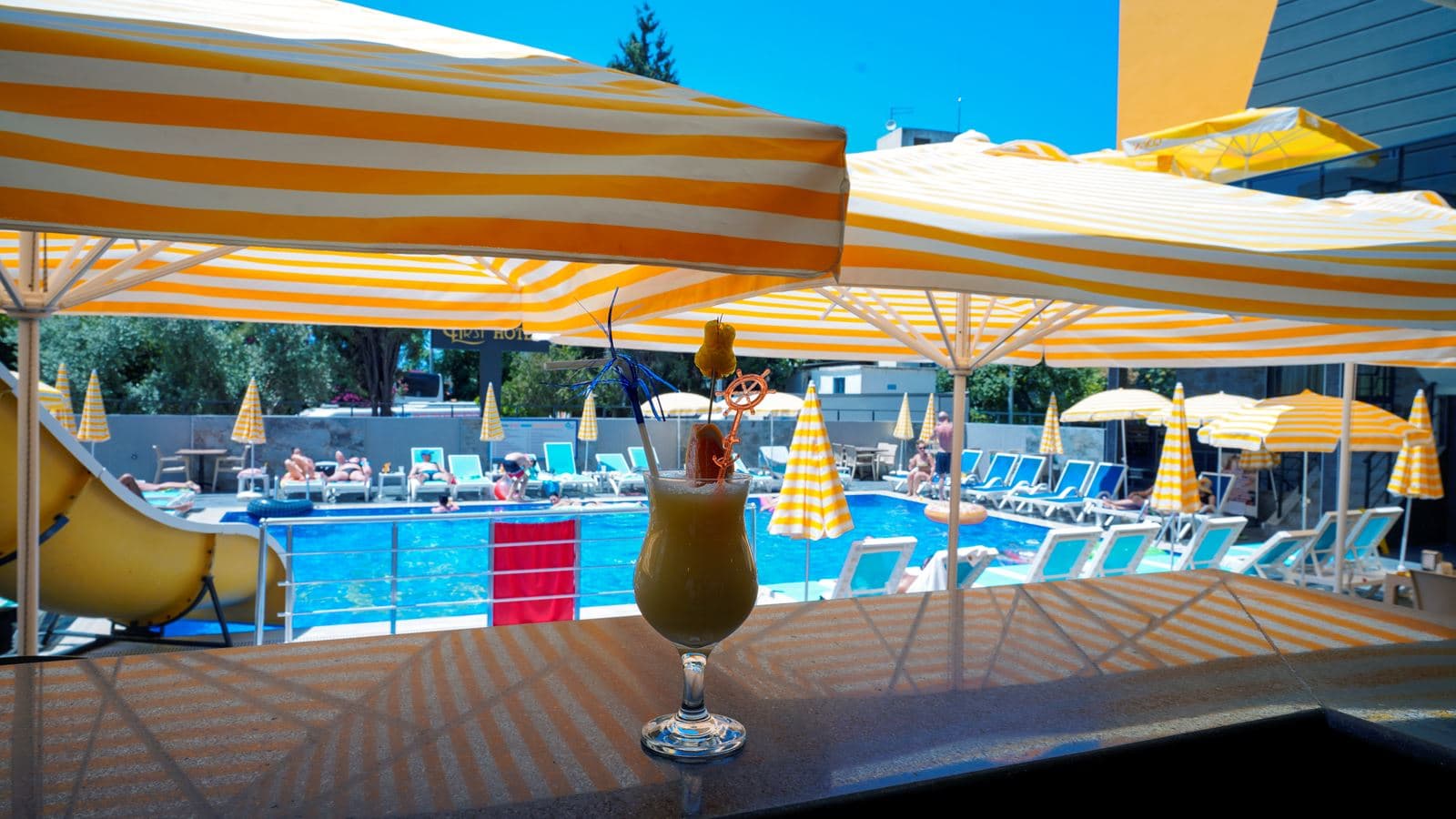 bars-restaurant--bar