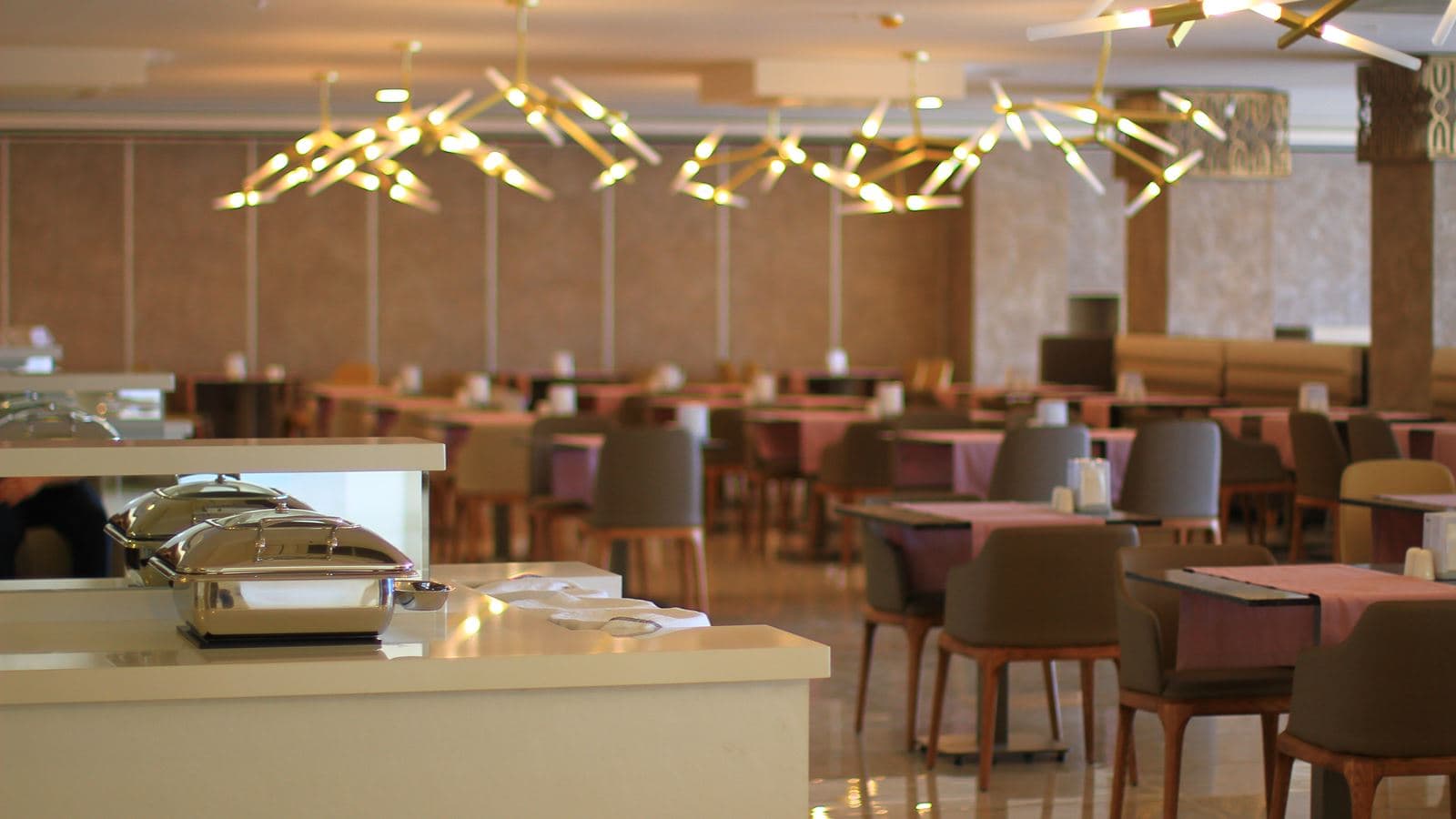 restaurants-lotus-restaurant