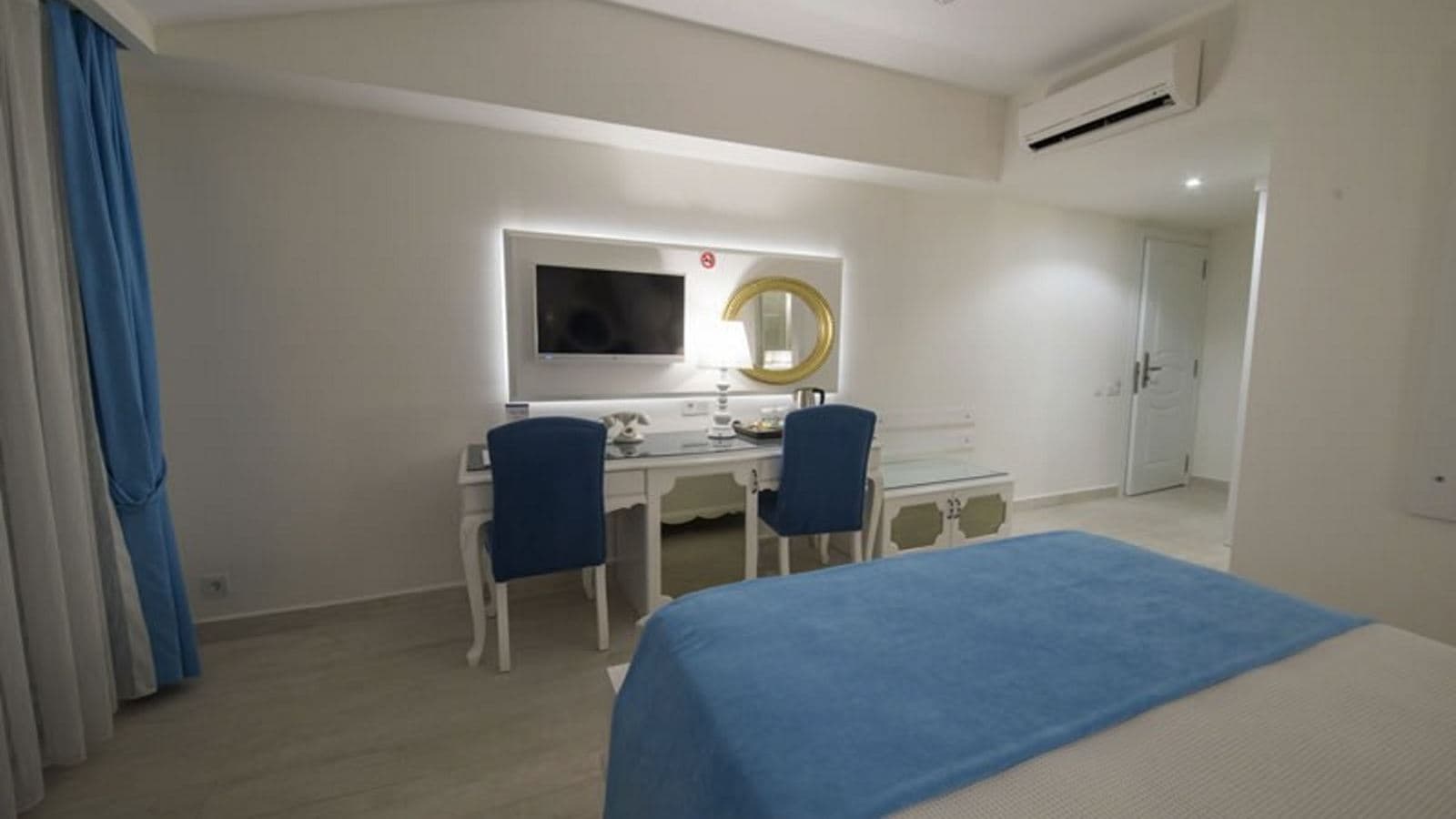 rooms-standard-room