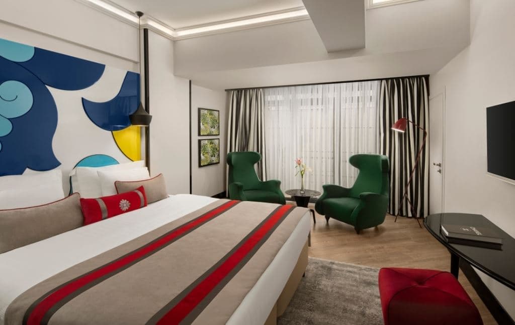 rooms-family-room-connecting-room