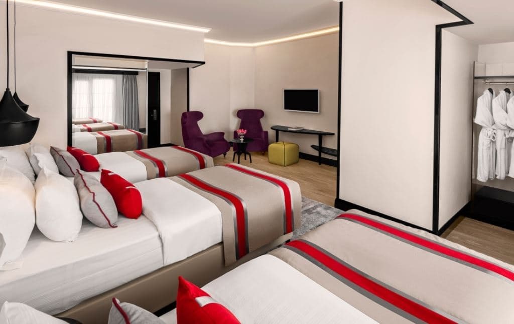 rooms-triple-room