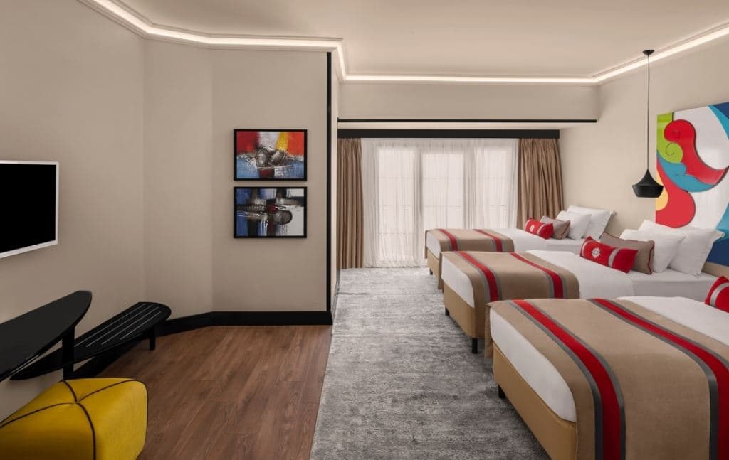 rooms-triple-room