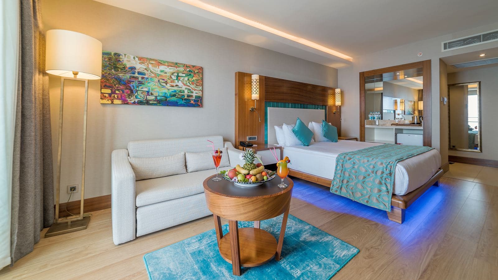 rooms-superior-room-land-view