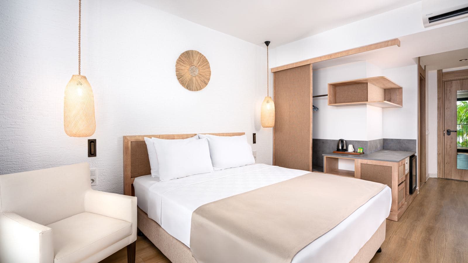 rooms-standard-room