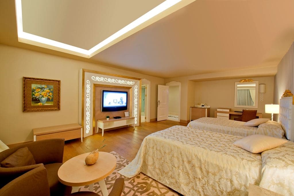 rooms-king-suite