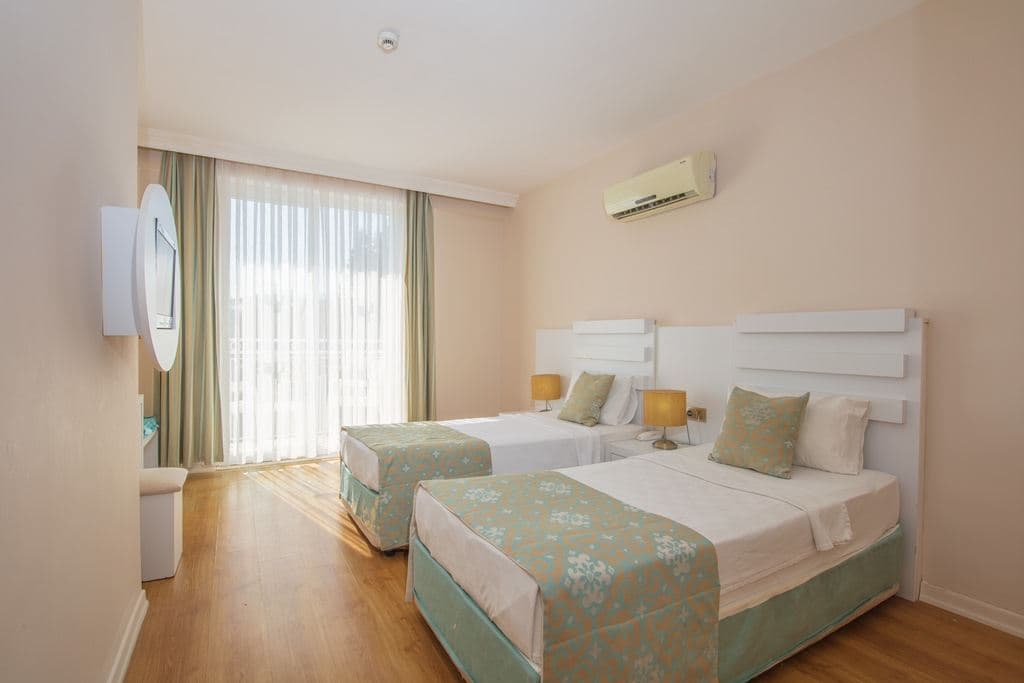 rooms-standard-room