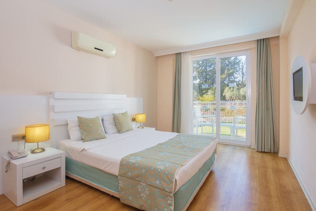 rooms-standard-room